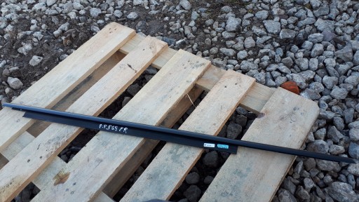 8R0853284H - SQ5 8R Q5 передній правий скребок дверей