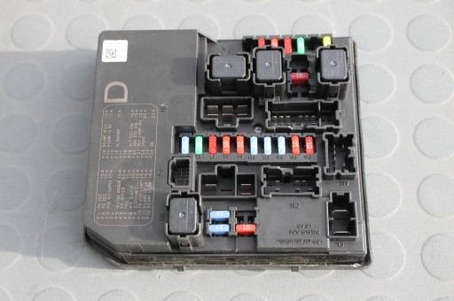 284B7 EB33C - Модуль блока предохранителей nissan navara d40 2.5 dci