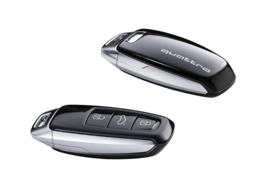 ЧЕХОЛ ДЛЯ КЛЮЧЕЙ С НАДПИСЬЮ QUATTRO ЧЕРНЫЙ ASO