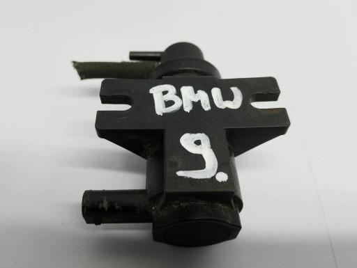 BMW 1 E82 E88 2011 valves 7805391
