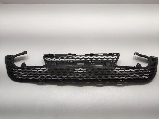 grid of a bumper front RANGE ROVER EVOQUE and L538 LIFT 2015-18 GJ32-17K945-B