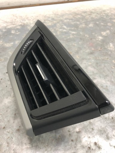 grid air conditioning devices left BMW F30 9218549