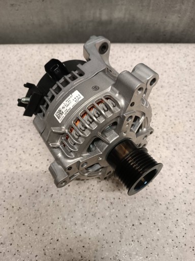 Генератор новий bmw 3 g20 g21 8634167