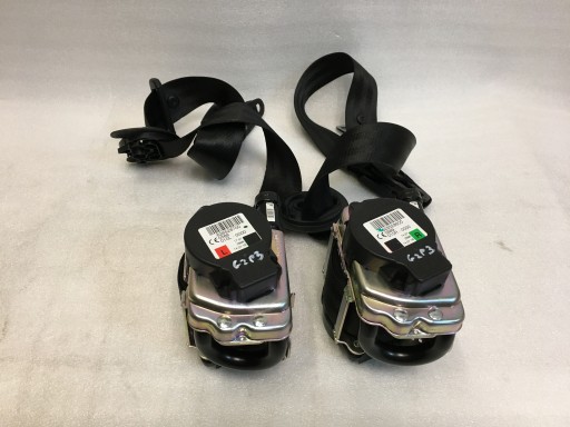 626528600 - AUDI A4 b9 ремінь безпеки передній правий