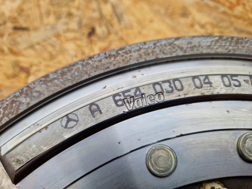 wheel flywheel DWUMAS MERCEDES W177 2.0CDI A6540300405