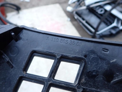 MERCEDES CLA II 2 C118 19-> holder support left front front