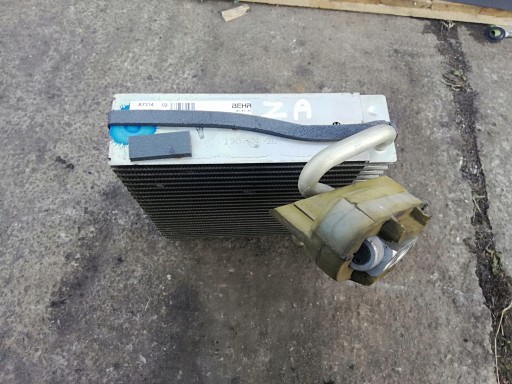 OPEL ZAFIRA A radiator of the air conditioning