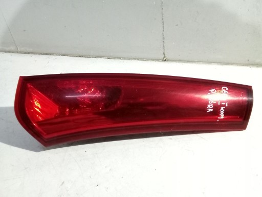 Kia Ceed and 1 kombi light right rear part rear upper