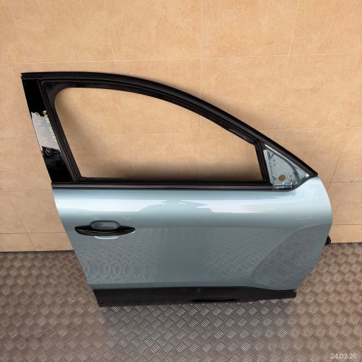 door complete front right CITROEN C4 III 2023 ROK does not have windows