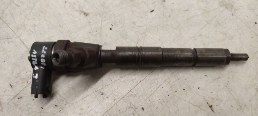 injector Opel Astra J kombi 2,0 CDTI