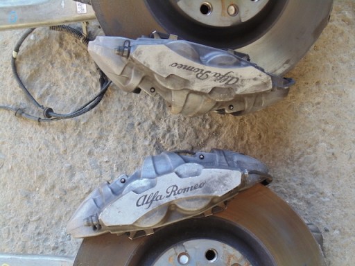 СУППОРТЫ ТОРМОЗНЫЕ ДИСКИ ALFA ROMEO STELVIO 2.2 D