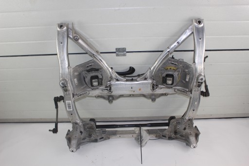 6873463 - Коляска санки люлька передня bmw g30 530e 6861106