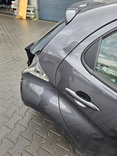 TOYOTA YARIS IV parafango LONGHERONE Destra posteriore Destro posteriore