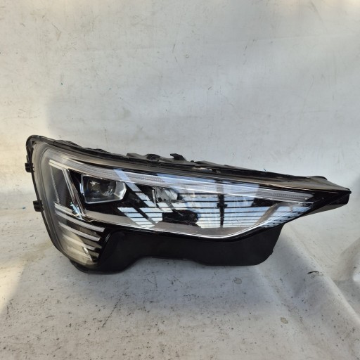 AUDI E-TRON 4KE Feux phare Droit Avant Avant FULL LED 4KE941040D