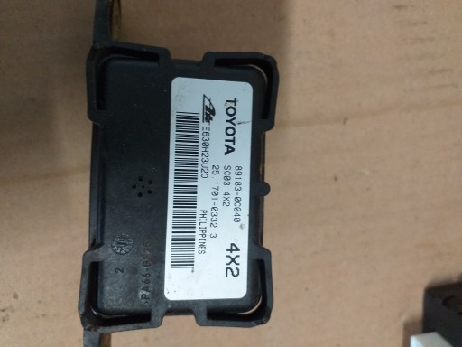 89183-0C040 - Toyota tundra 4x2 drive датчик нахилу особливо