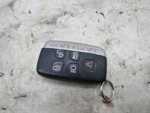 БРЕЛОК JAGUAR XE