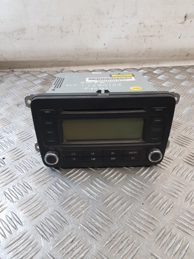 RADIO 5M0035186A VW GOLF V positivo 06R- EUROPA