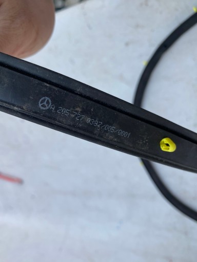 MERCEDES W205 Dichtsatz Tür links vorne A2057270387