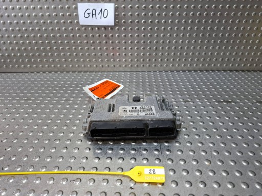 bedienteil computer des motors TOYOTA AYGO II 14-18 1KR 0261S12197 89661-0H440