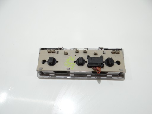 lámpa OSWIETLENIE KABINY BMW E60 M PAKIET 6962058