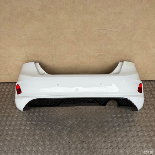 nárazník zadní kompletní FORD FIESTA MK8 2021 ROK