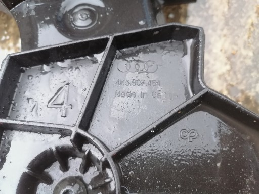 držák nárazníku pravý záď Audi A6 C8 4K5807454