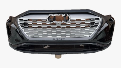 4K0.807.438 - Audi q8 e-tron 4ke передній бампер оригінальна камера