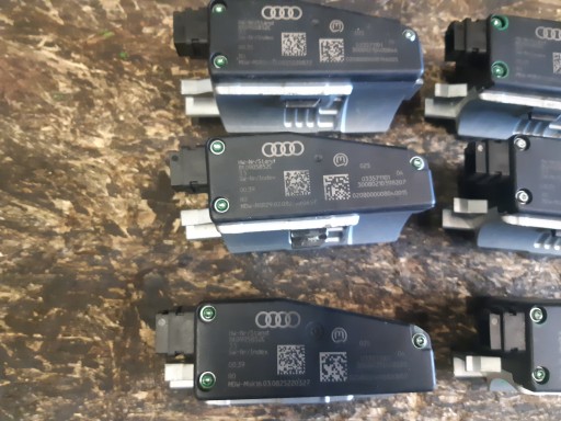 A4 B8 A5 8T BLOKADA des Lenkrads RYGIEL 8K0905852C