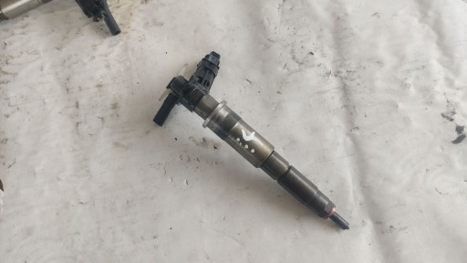 injector RENAULT 2.0 DCI
