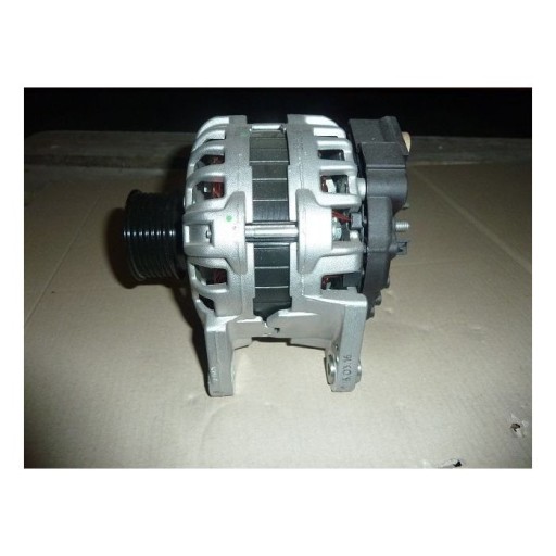 231008432R - Генератор переменного тока bosch f000bl04c9