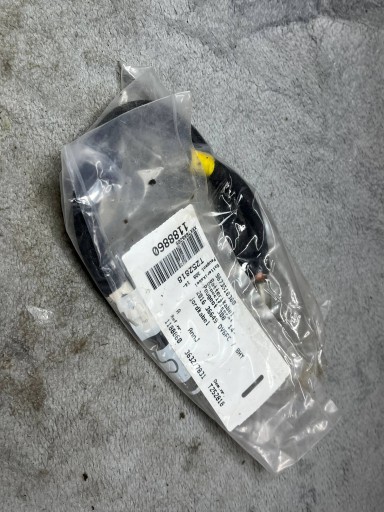 minus clamp Peugeot 308 9673518380