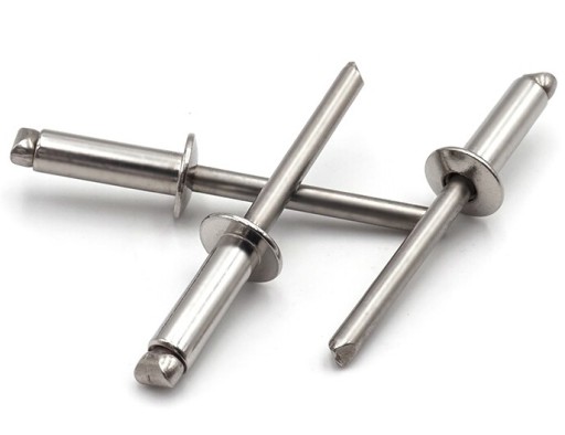 4x10 ЗАКЛЕПКИ ИЗ КИСЛОТОСТОЙКОЙ СТАЛИ А4 500 шт.