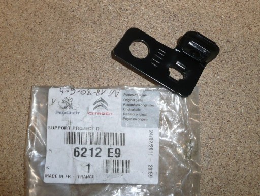 6212E9 - Кронштейн фары CITROEN C3 II правый