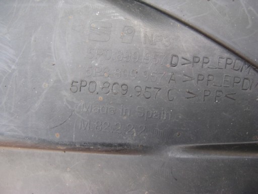 mudguard left front SEAT ALTEA XL