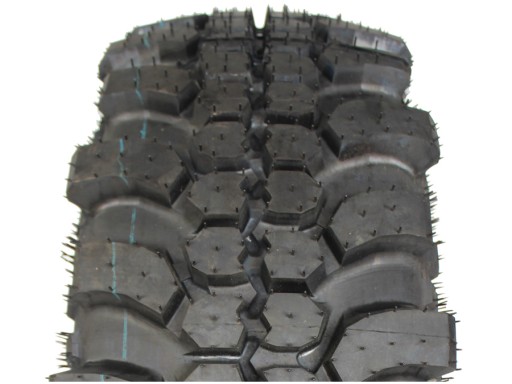 4X 265 / 70R17 внедорожные шины 4 шт.