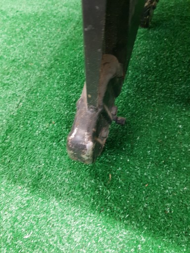 seat rear right side VOLKSWAGEN T5