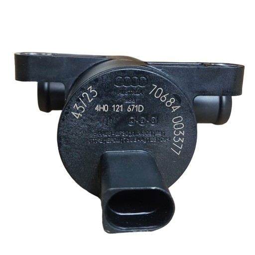 ЕЛЕКТРОМАГНІТНИЙ КЛАПАН ОХОЛОДЖУЮЧОЇ РІДИНИ 4H0121671D AUDI NEW