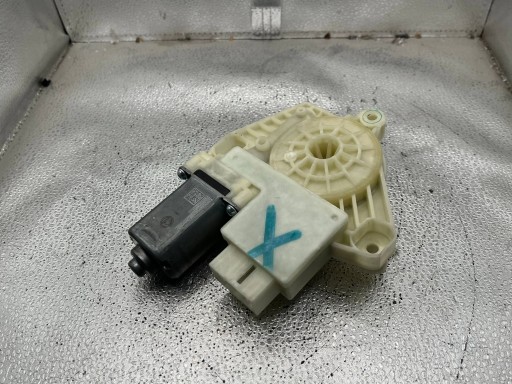 SKODA FABIA mini motor windows right rear part 6V0959812A !J