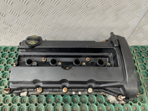DODGE CALIBER 06- 1.8 16V 150KM head. complete of a cam cover 04884510AC