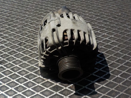 RENAULT MEGANE III 1.9 DCI ALTERNATOR 8200757870D