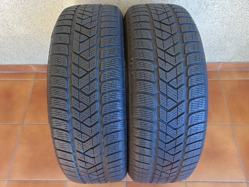 Зимові шини 215/65 R17 Pirelli SCORPION WINTER