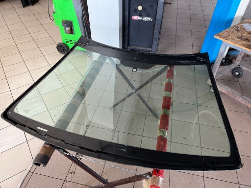 KIA VENGA ВЕТРОВОЕ СТЕКЛО ПАНОРАМА