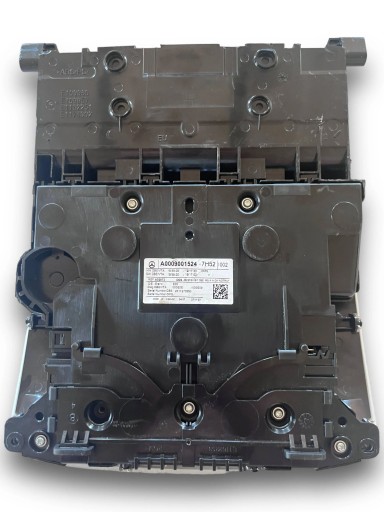 MERCEDES W247 FANALE CIELO INTERNO A0009001524 #293. $J