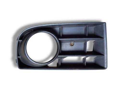 side grid of a bumper right side Volkswagen Golf 5 2006 1K0853666C