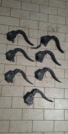 accelerator pedal Renault Kangoo III 2021- 180022038R