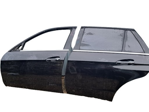 212XXX - E класс 212 дверной подъемник