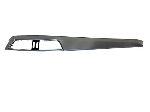 A2046807071 - Декоративна накладка консолі MERCEDES W204 2046807071