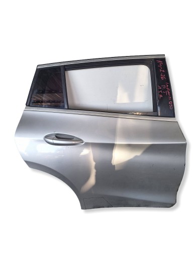 INFINITI Q30 15-19 door right rear part