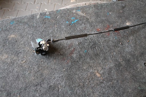 1861. lock door left rear part 7E0827161A