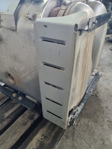 TGXTGSE6OSŁONATŁ - МЕТАЛЛИЧЕСКАЯ КРЫШКА КАТАЛИТИЧЕСКОГО НЕЙТРАЛИЗАТОРА MAN TGX TGX EURO 6